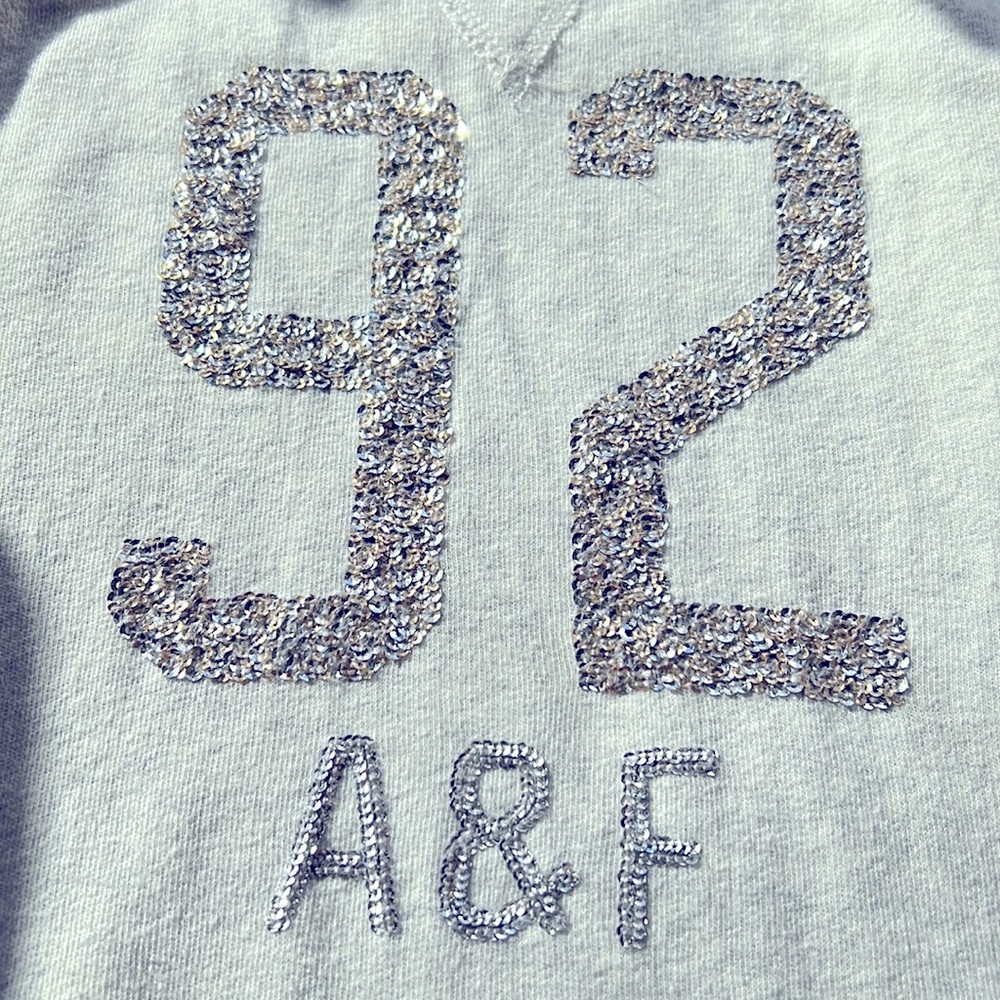 A&F Sweatshirt - Picture 4 of 7